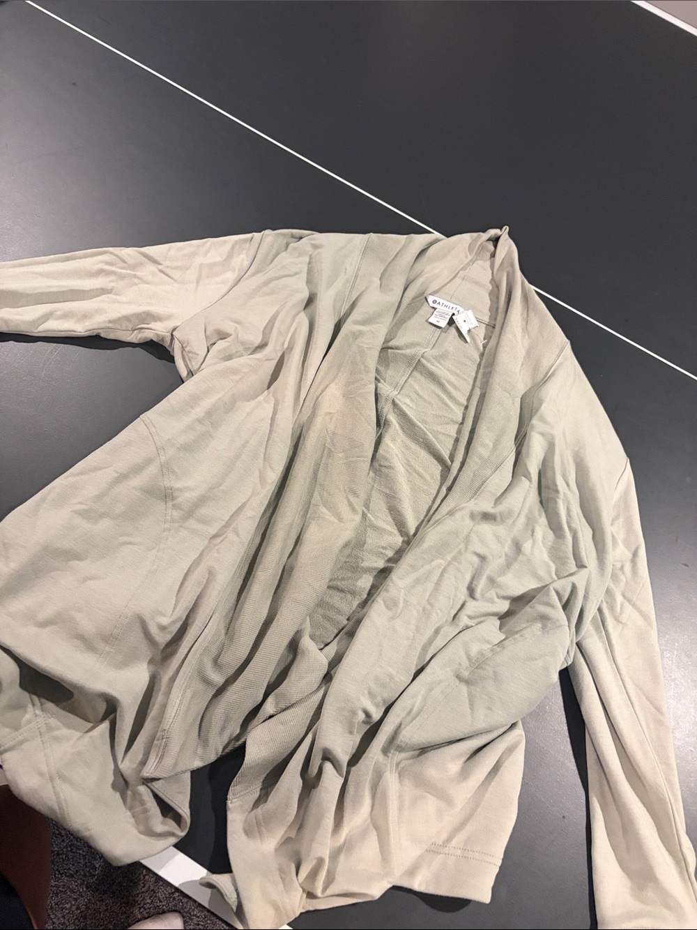 Athleta medium cardigan NWT
